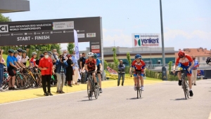 Heyecanlı pedallar Ayçiçeği Vadisi’nde kıyasıya yarıştı