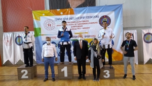 Melikgazi Taekwondo Takımı, takım halinde Türkiye Şampiyonu oldu