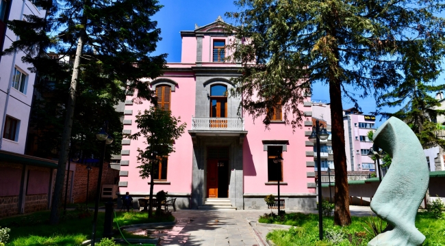 Murat Zorluoğlu, Trabzon Sanatevi’ni ziyaret etti