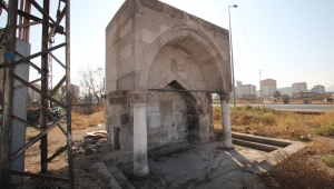 TARİHİ HACI KASIM ÇEŞMESİ MELİKGAZİ KORUMASINDA