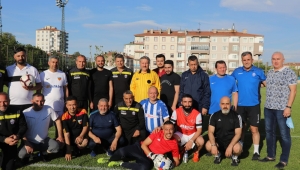 TÜFAD ve Melikgazi AK Parti İlçe Teşilatı arasında dostluk maçı yapıldı