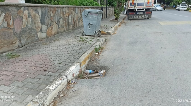 Büyükşehir Belediyesi’nden yağmur mazgallarına müdahale