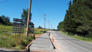 Mahmudiye’de beton yaya yolu çalışması tamamlandı