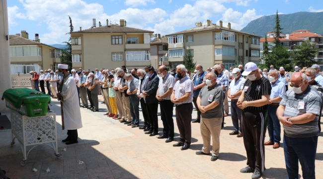 Necati Sağlam son yolculuğuna uğurlandı