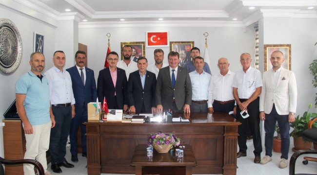 AK Parti Genel Başkan Yardımcısı Zenbilci'den Başkan Gündoğdu'ya ziyaret