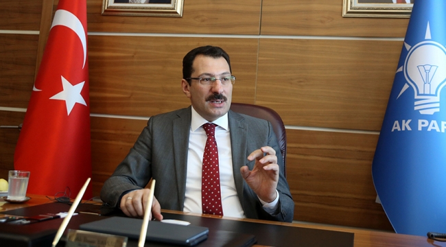Ali İhsan Yavuz, sosyal medya hesabından, bir grup sanatçı ve yazarın 