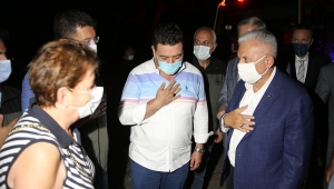 Binali Yıldırım, Milas'taki yangın bölgesinde incelemelerde bulundu