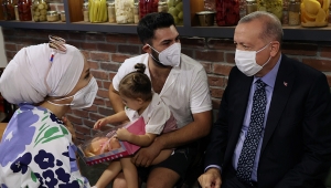 Cumhurbaşkanı Erdoğan,Üsküdar'da bir restorana uğradı
