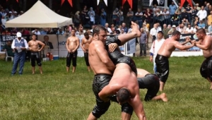 GÜREŞÇİLER KURTDEREYE HAZIRLANIYOR