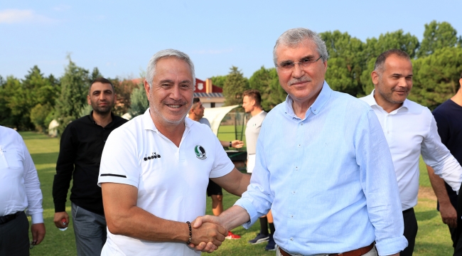 Hedefimiz Sakaryaspor'u hak ettiği noktaya ulaştırmak