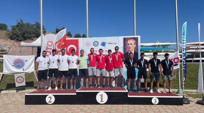 Kano'da Büyükşehirli sporcular madalyaları göğüsledi
