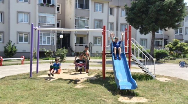 Kartepe'de parklar yenileniyor