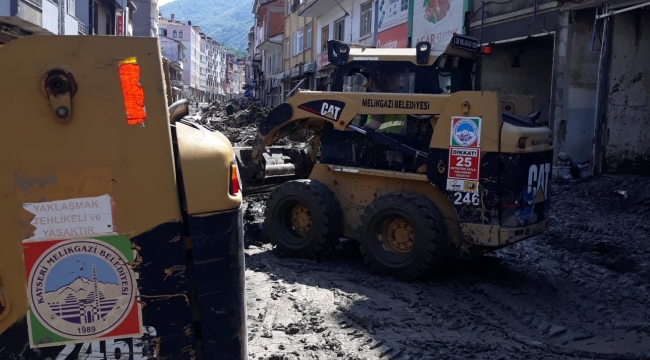 Melikgazi'den Kastamonu sel çalışmalarına destek