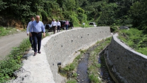  Rahmi Metin dere ıslah ve yol çalışmalarını yerinde inceleyerek bilgi aldı