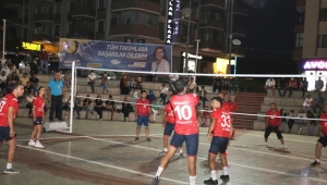 Safranbolu Voleybol Turnuvası'nda Yarı Final Heyecanı