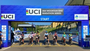 Start verildi, Bisiklet Vadisi’nde nefes kesen mücadele başladı