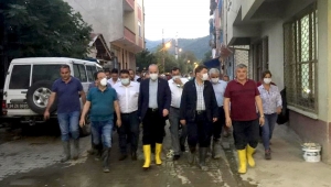 TÜRK-İŞ Genel Başkanı Ergün Atalay, afet bölgesinde incelemelerde bulundu