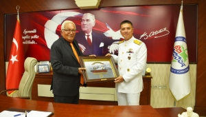 Amiral Uğur'dan, Halil Posbıyık'a iade- i ziyaret