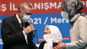 “Aziz millete hizmetkâr olmaktan, milletimize aşkla hizmet etmekten şeref duyuyoruz”