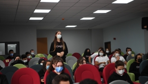 BAŞKAN KOCAMAN GENÇLERİN SESİNE KULAK VERİYOR