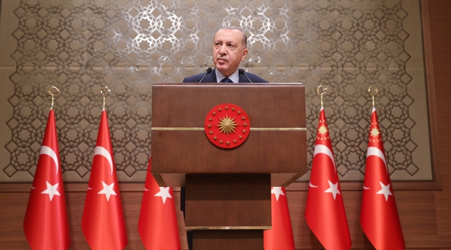Cumhurbaşkanı Erdoğan, '6. Anadolu Medya Ödülleri' programına katıldı