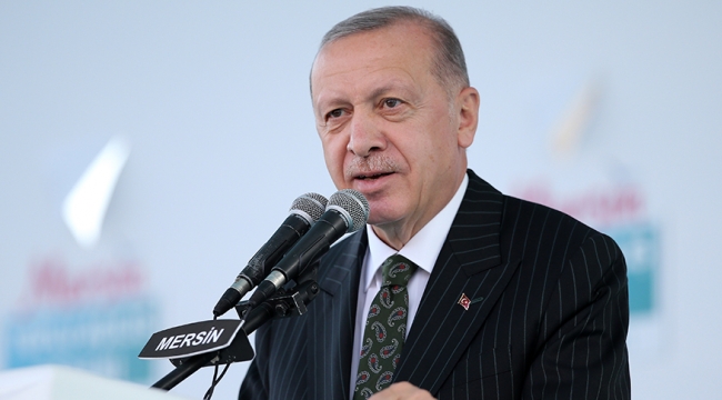 Cumhurbaşkanı Erdoğan, Mersin Cumhuriyet Meydanı'nda düzenlenen toplu açılış törenine katıldı
