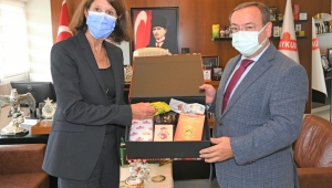 Hollanda Büyükelçisi'nden Çaykur Genel Müdürü Alim'e ziyaret