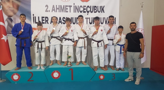 Judocular Sakarya'yı gururlandırdı