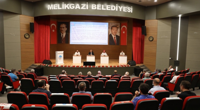 MELİKGAZİ'DEN EĞİTİME BÜYÜK KATKI