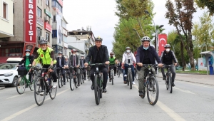 Otomobiller yerini pedallara bıraktı