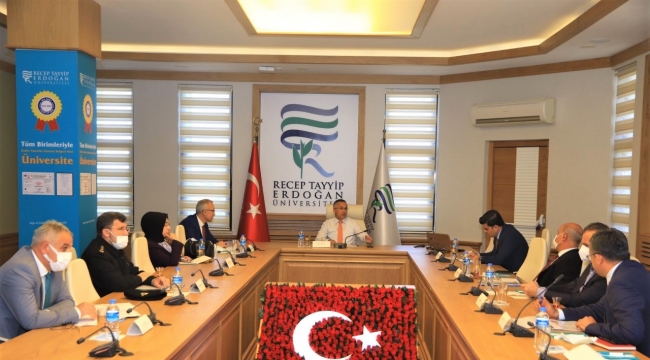  Recep Tayyip Erdoğan Üniversitesi'nde güvenlik toplantısı