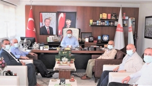 RİZE İRŞAD VAKFINDAN ÇAYKUR GENEL MÜDÜRÜ ALİME’E ZİYARET