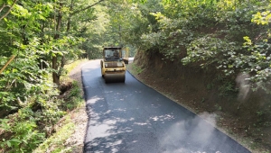 Sakarya Büyükşehir, asfaltsız yol bırakmıyor