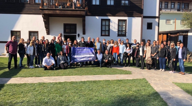Akademisyenler tarihi ve doğal güzelliklere hayran kaldı