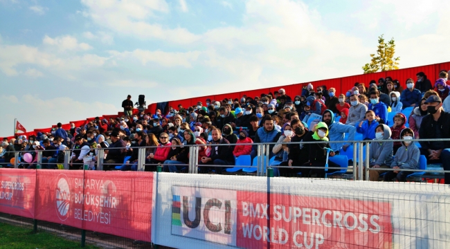 BMX’in 7. turu nefesleri kesti, Sakaryalılar vadiye akın ettİ