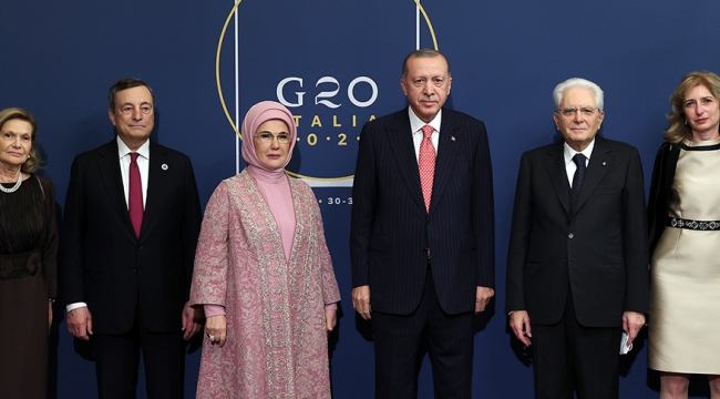 Cumhurbaşkanı Erdoğan, İtalya Cumhurbaşkanı Mattarella'nın G20 liderleri onuruna verdiği yemeğe katıldı