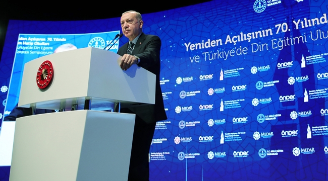 Cumhurbaşkanı Erdoğan, Yeniden Açılışının 70. Yılında İmam Hatip Okulları ve Türkiye’de Din Eğitimi Sempozyumu'na katıldı