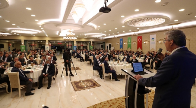 Ekrem Yüce, muhtarlarla bir araya geldi