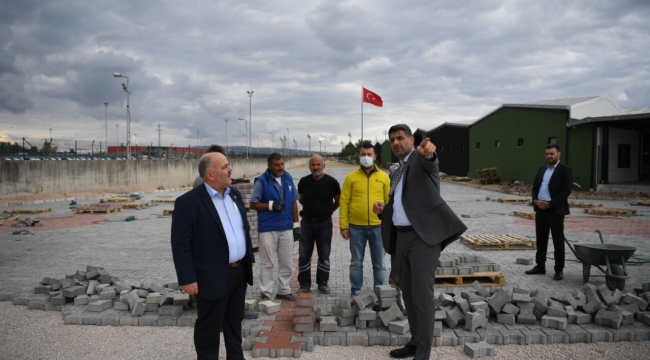 KARTEPE’NİN EN BÜYÜK KAPALI PAZARINDA SON DOKUNUŞLAR 