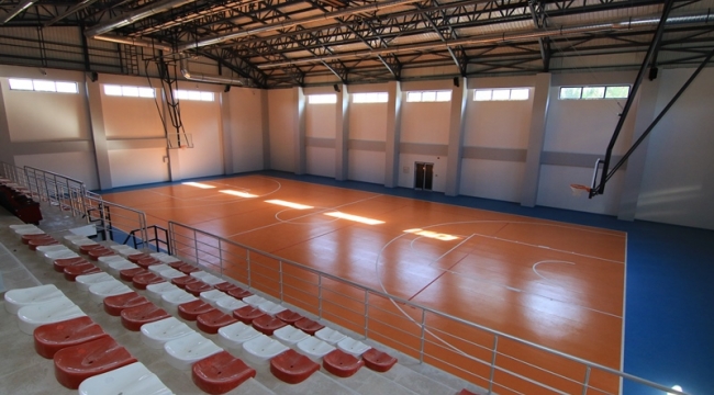 Söğütlü Spor Salonu Hazır
