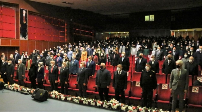 24 Kasım Öğretmenler Günü Rize'de törenle kutlandı