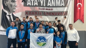 Ata'yı Anma Karate Turnuvası'na Büyükşehir'li sporcular damga vurdu
