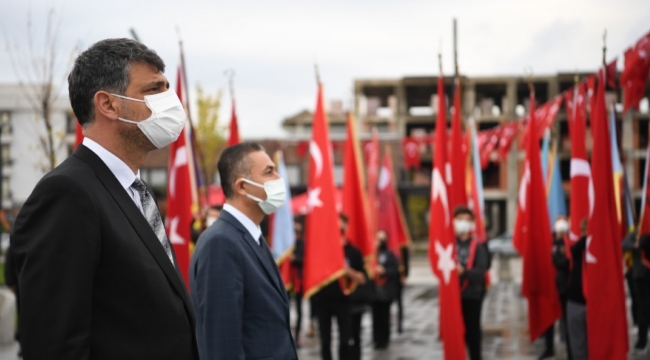 Atatürk ebediyete intikalinin 83. Yıldönümünde özlem ve saygıyla anıldı