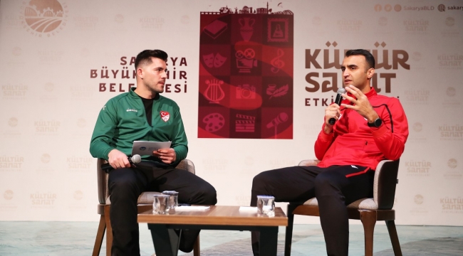 Atilla Karaoğlan, AKM’de futbolu anlattı