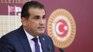 BÜLENT ECEVİT, TÜRK SİYASAL TARİHİNİN SİMGE İSMİDİR