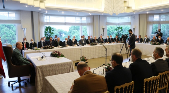 Cumhurbaşkanı Erdoğan, Türkiye’deki Boşnak sivil toplum kuruluşlarının temsilcilerini kabul etti