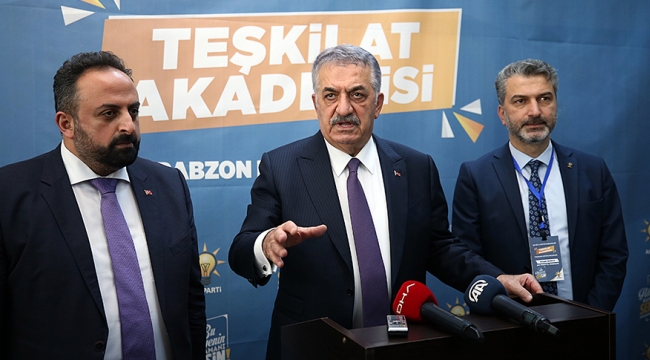 Hayati Yazıcı Trabzon'da konuştu