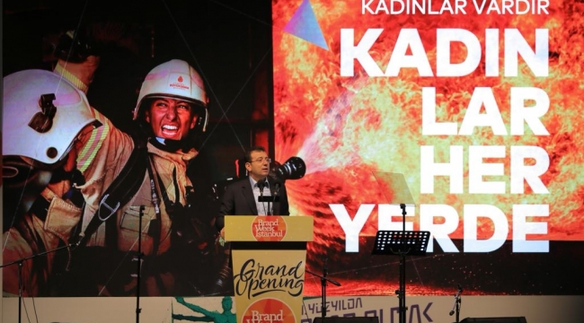 İMAMOĞLU’NDAN ‘GELECEĞİN DÜNYASI’ TESPİTİ: HER ŞEYİ BİLEN YÖNETİCİLER MİZAH UNSURU OLACAK