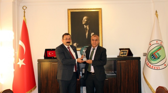 Kaya, Çetin’e görevinde başarılar diledi