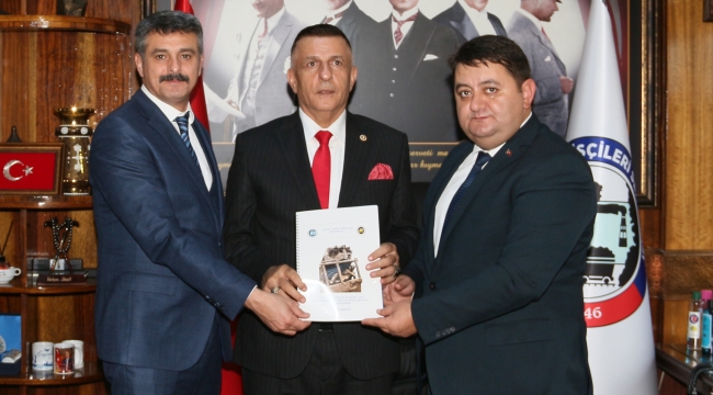 MHP HEYETİNDEN GMİS’E ZİYARET